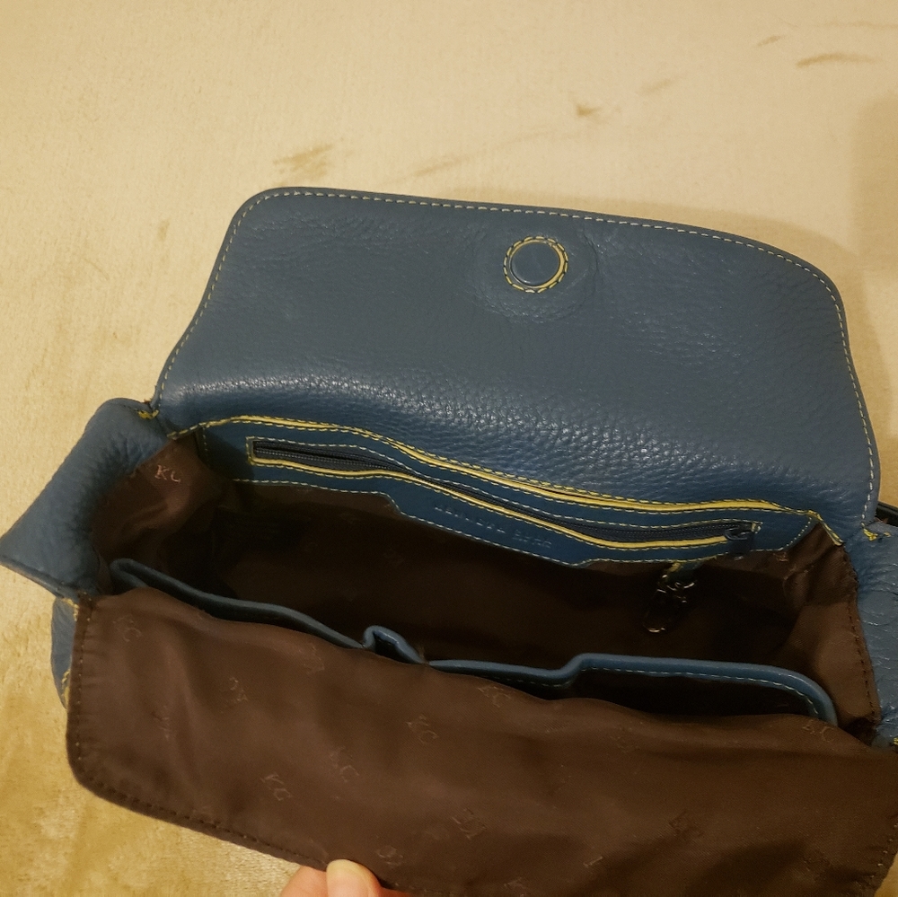 Handbag - Picture 3 of 5